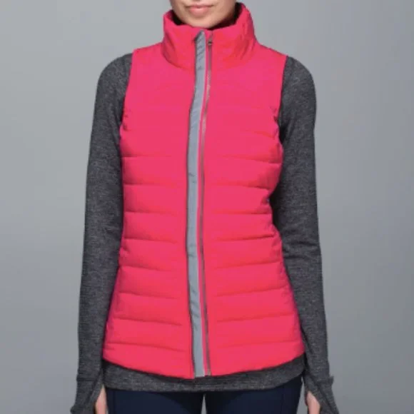 (2351) LULULEMON Fluffed Up Vest in BOOM JUICE Sz 4 ** - Picture 1 of 13